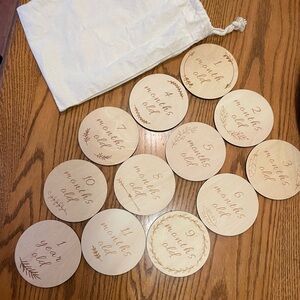 Wooden Baby Milestone Discs